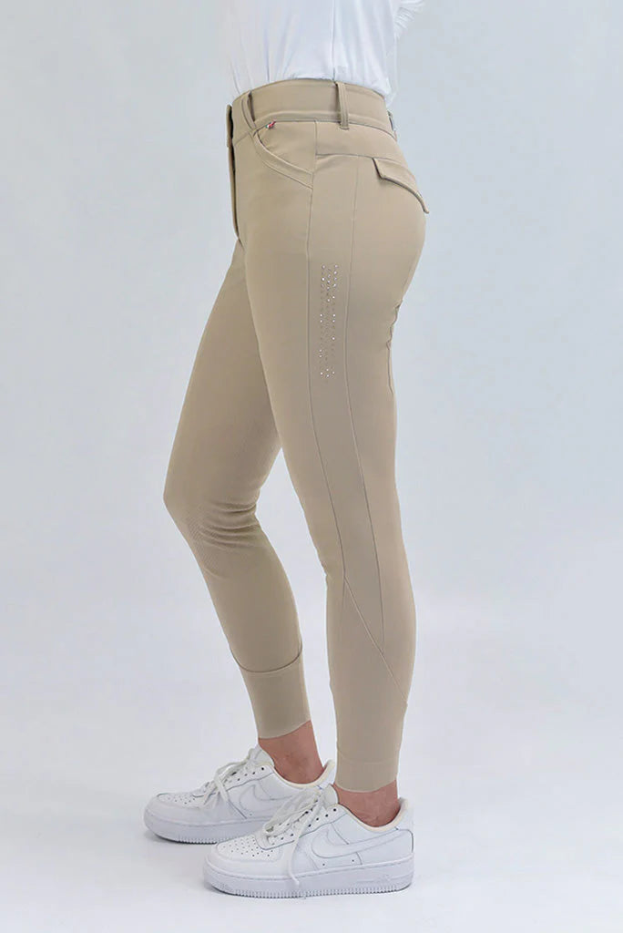 For horses PETRA Ultra Move Breeches