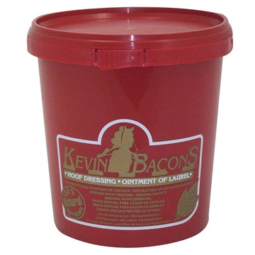 Kevin Bacon's hoof dressing Kevin Bacon